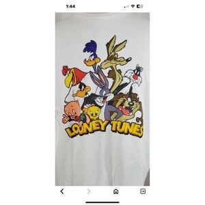 Looney Tunes White Tee Size Large